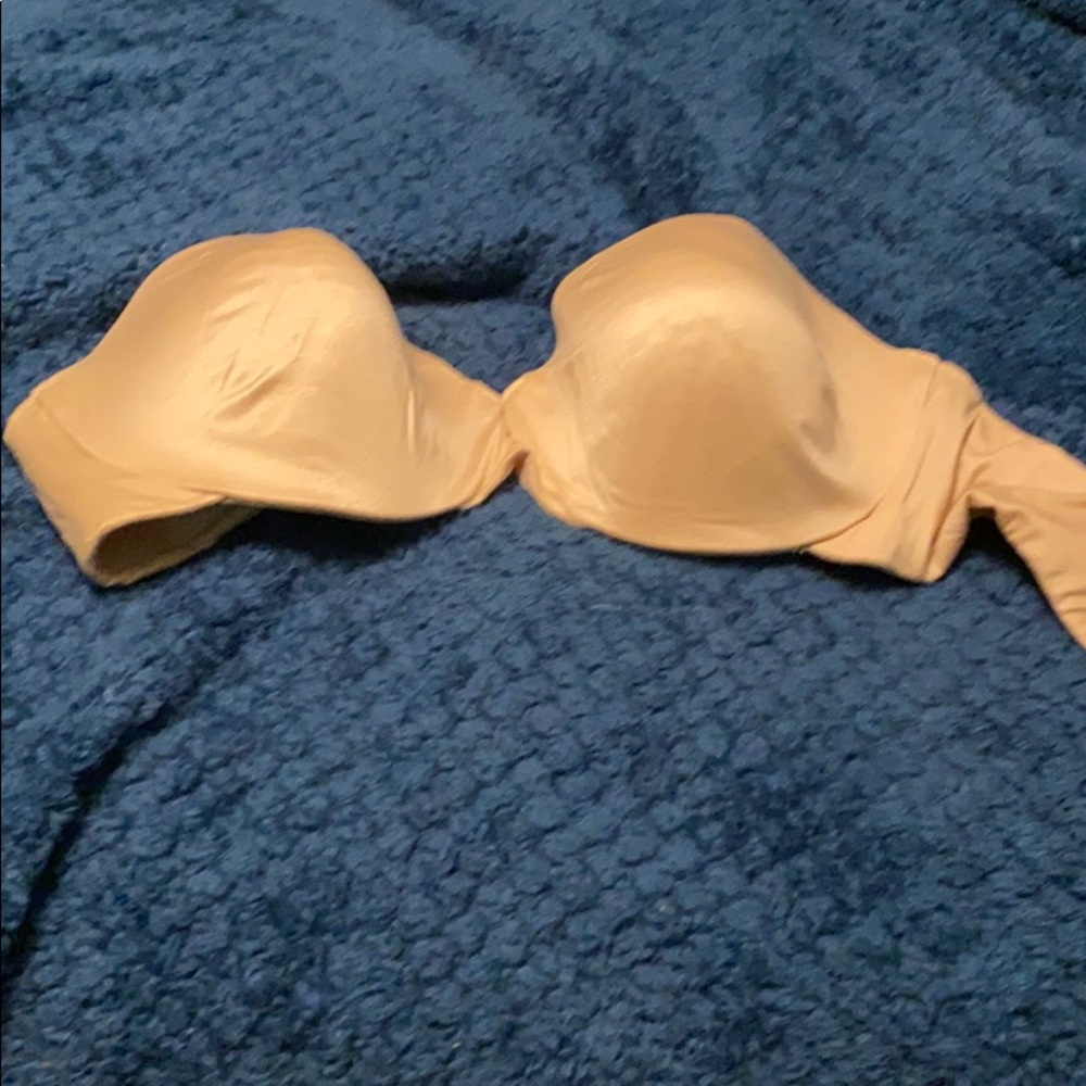 Strapless bra
